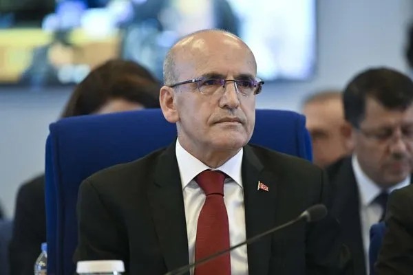 Bakan Şimşek'ten enflasyon mesajı! 'Düşmeye devam edecek'